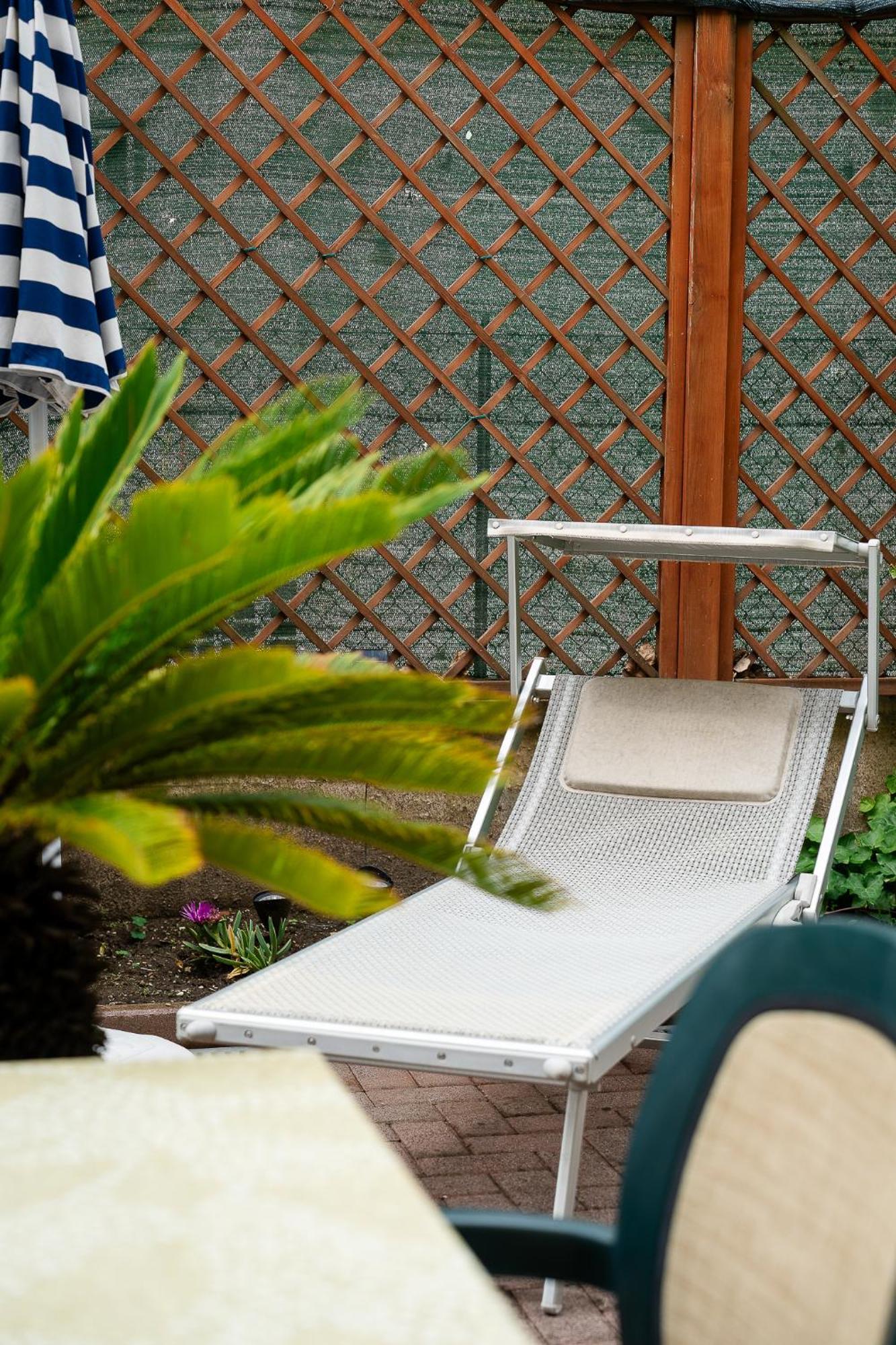Hotel La Pergola ベラーリア・イジェア・マリーナ エクステリア 写真