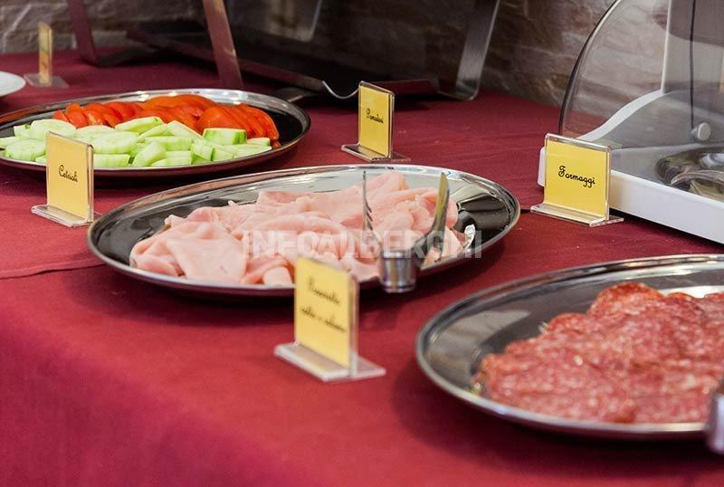Hotel La Pergola ベラーリア・イジェア・マリーナ エクステリア 写真